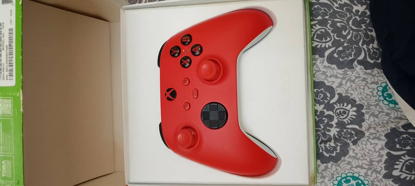 Xbox 360 controller 1