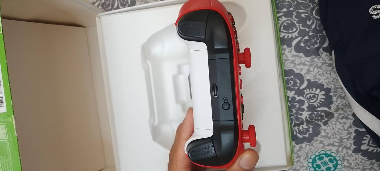 Xbox 360 controller 2