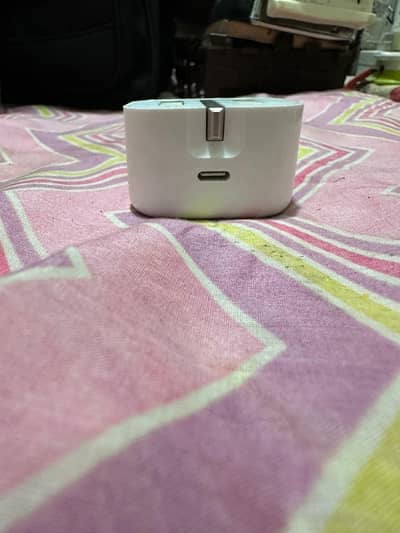 Iphone 15 Pro 20W 1000% original adapter