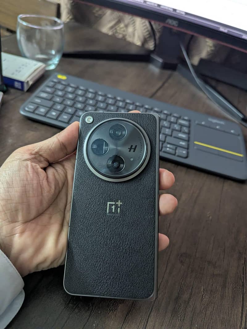 One Plus Open 6