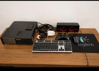 Dell Desktop with all assesorise