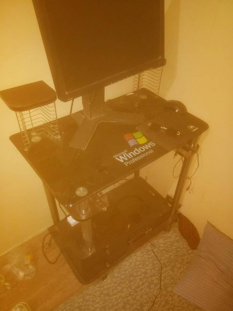 computr trolly 1