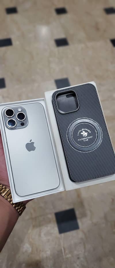 Apple iPhone 15 Pro Max