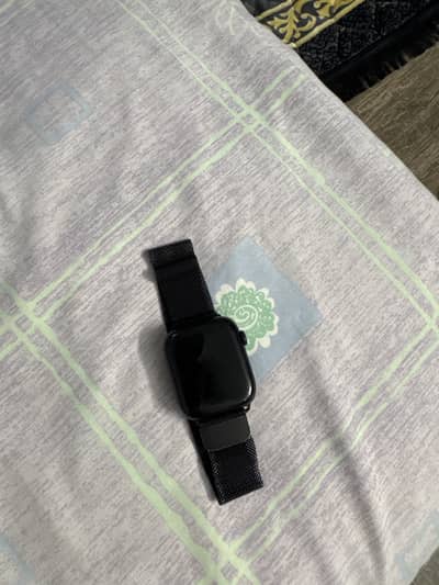 Apple watch series 8
