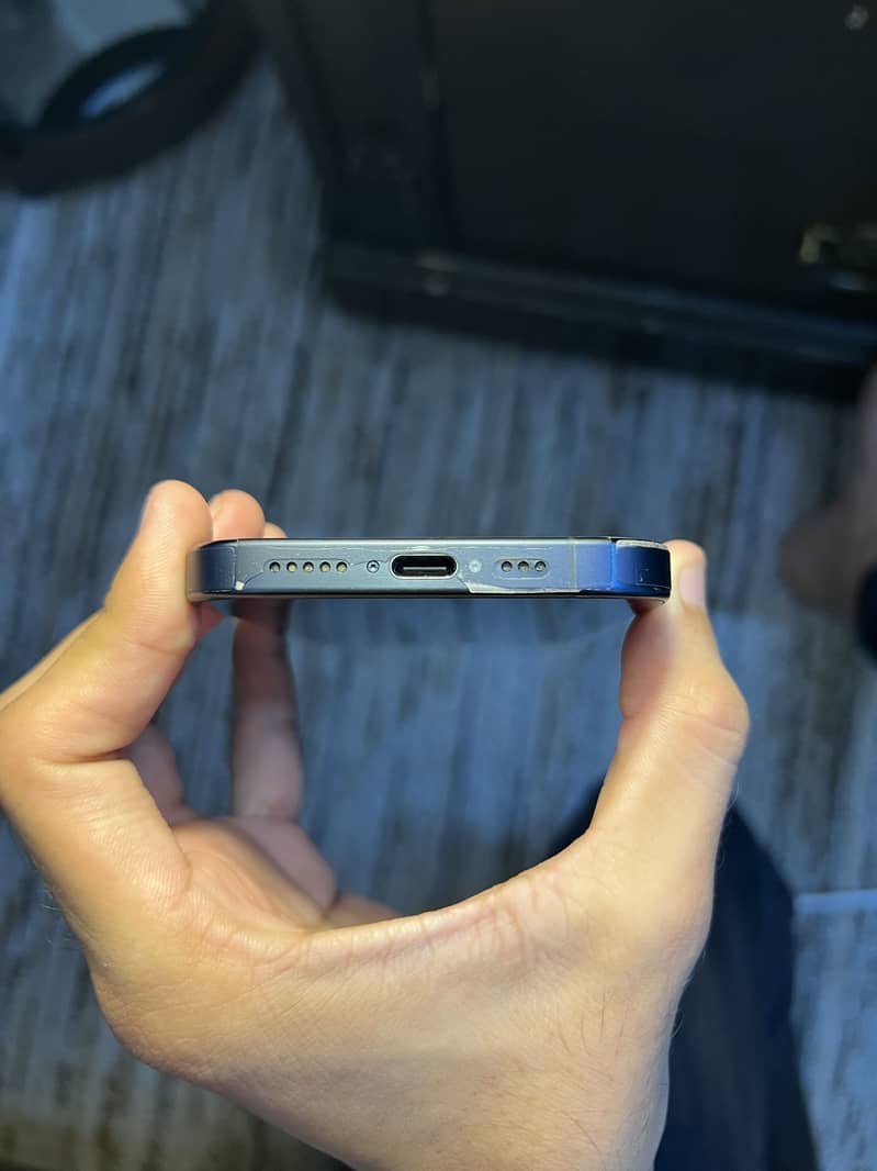 Iphone 15 pro 2