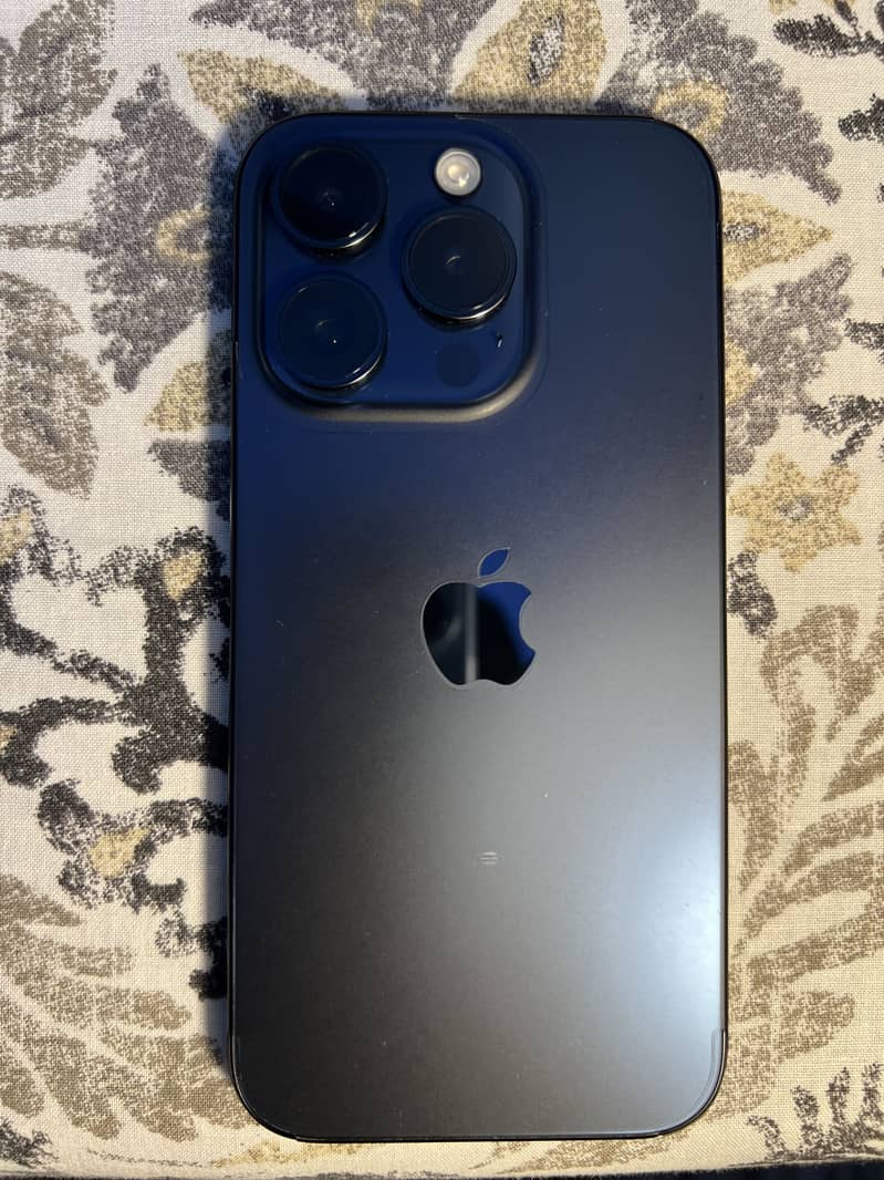 Iphone 15 pro 8