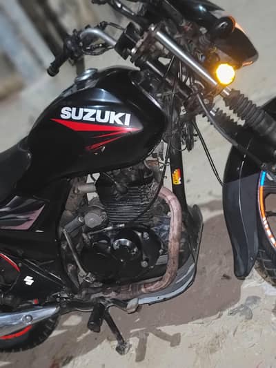 Suzuki GR 150 Karachi 2018 November with golden num