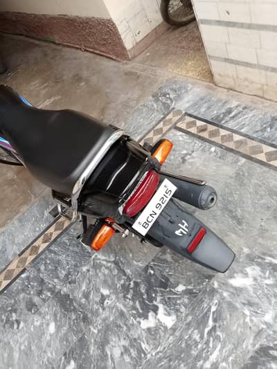 I am sale my Honda pridor. . all is okay like new still,