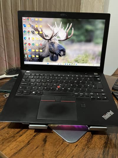 Lenovo ThinkPad X280 Touched Screen