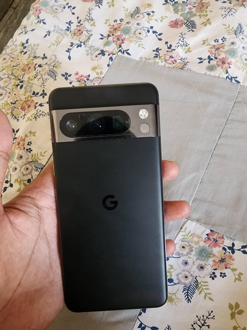 Google Pixel 8 Pro 2