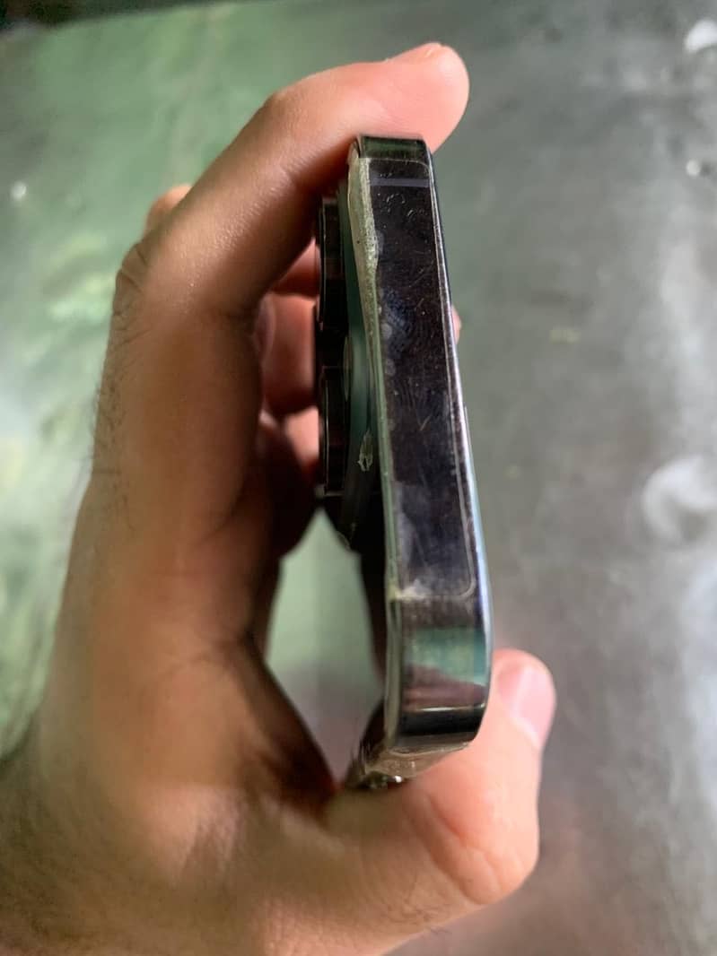 Iphone 14 pro 4