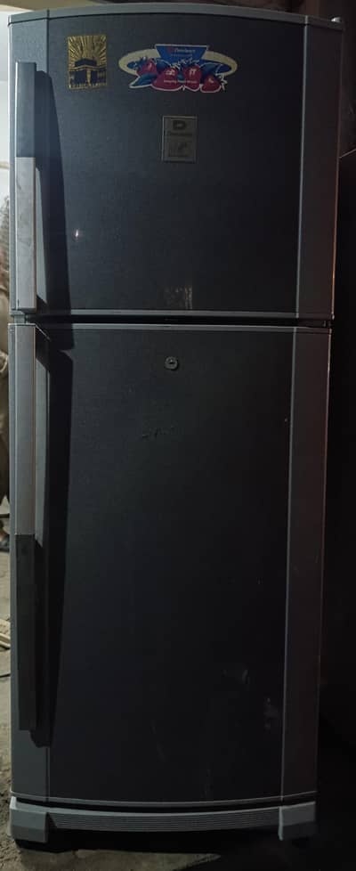 Dawlance Double Door Refrigerator – Excellent Cooling – Good Condition