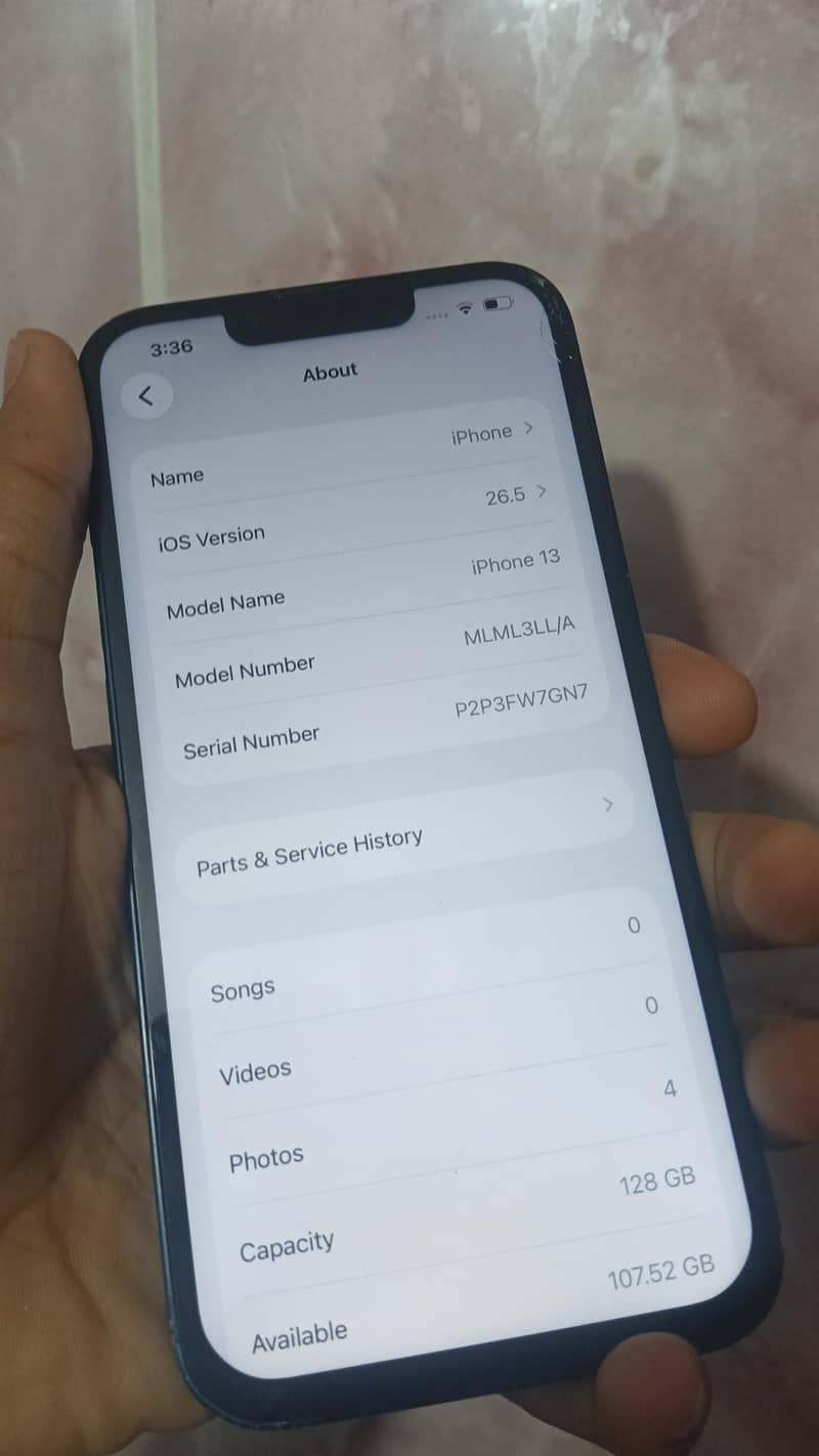 Apple iPhone 13 1
