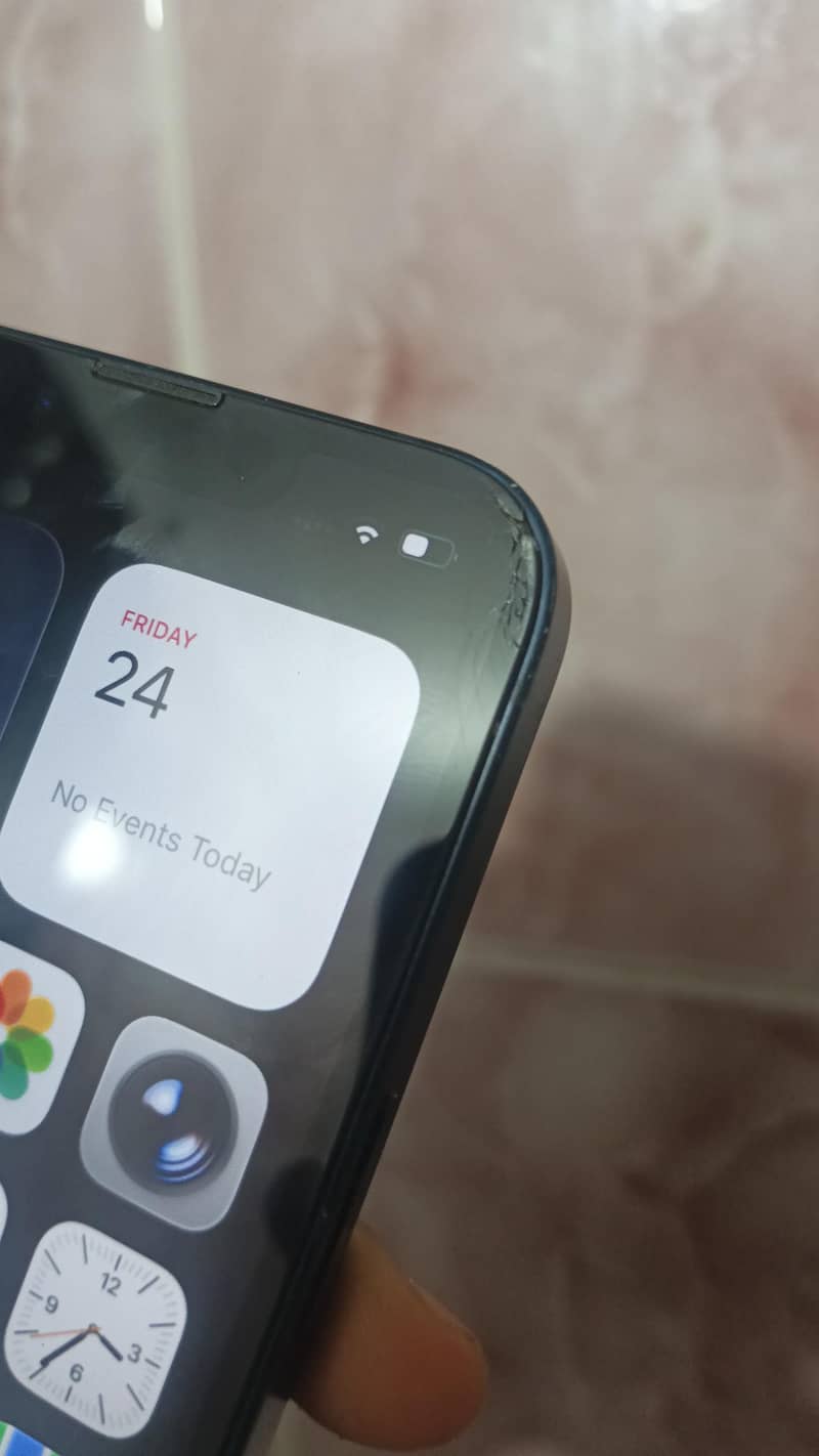 Apple iPhone 13 3