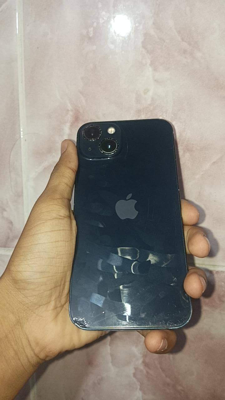 Apple iPhone 13 6