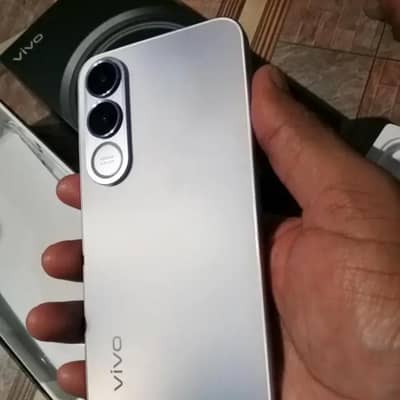 Vivo V70 FE 5G