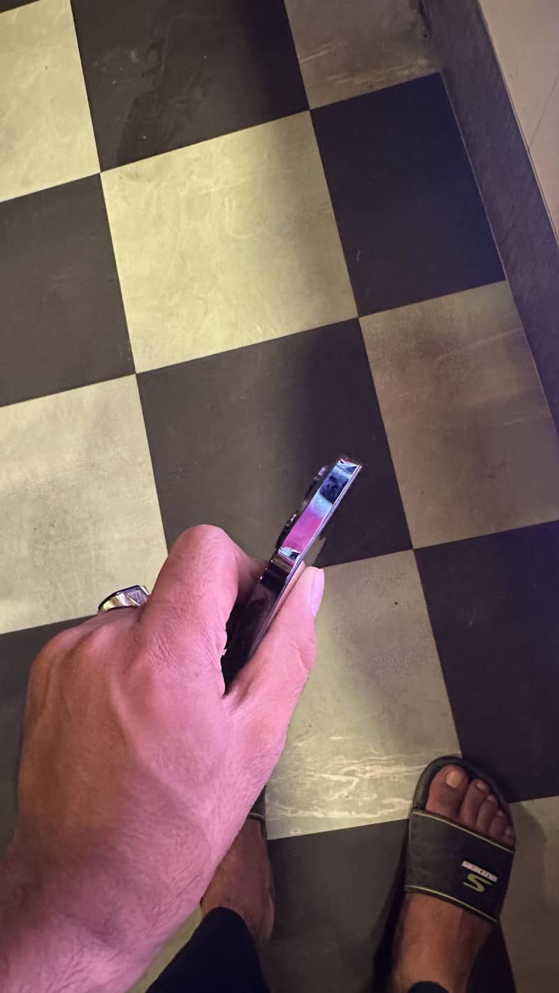 Apple iPhone 14 Pro 8