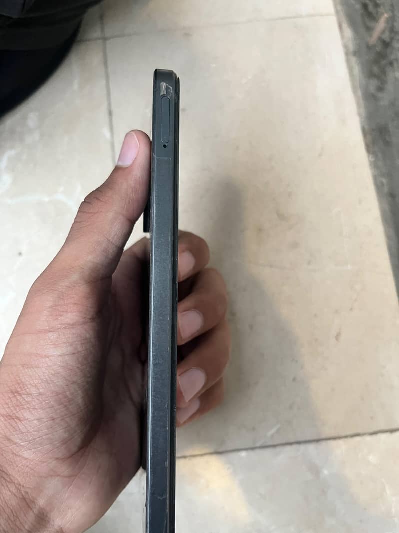 Realme Note 60x 3