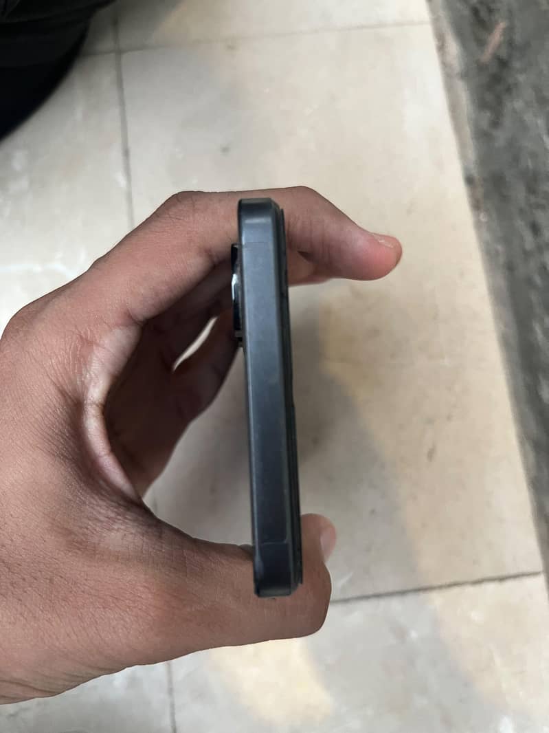 Realme Note 60x 4