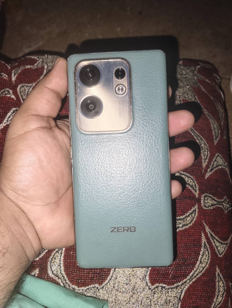 Infinix Zero 30 1