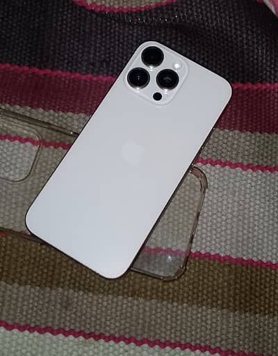 Apple iPhone 16 Pro Max