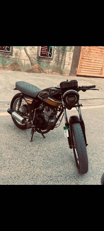 HONDA DREAM 125CAFE RACER