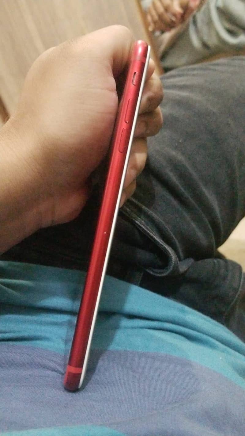 Apple iPhone 7 Plus 2