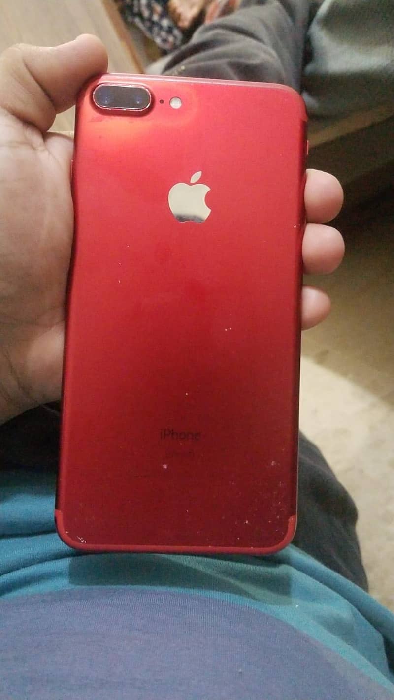 Apple iPhone 7 Plus 5