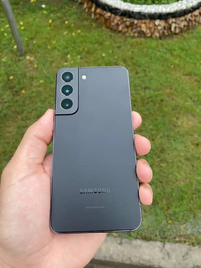 Samsung Mobile S22