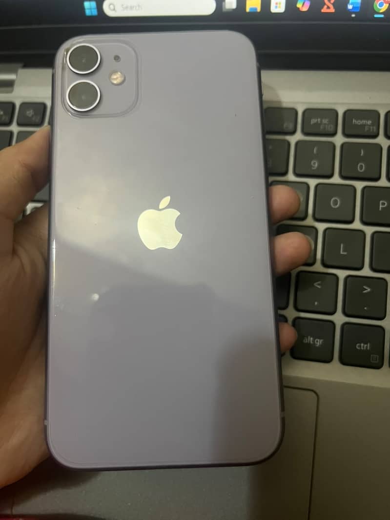 Apple iPhone 11 0