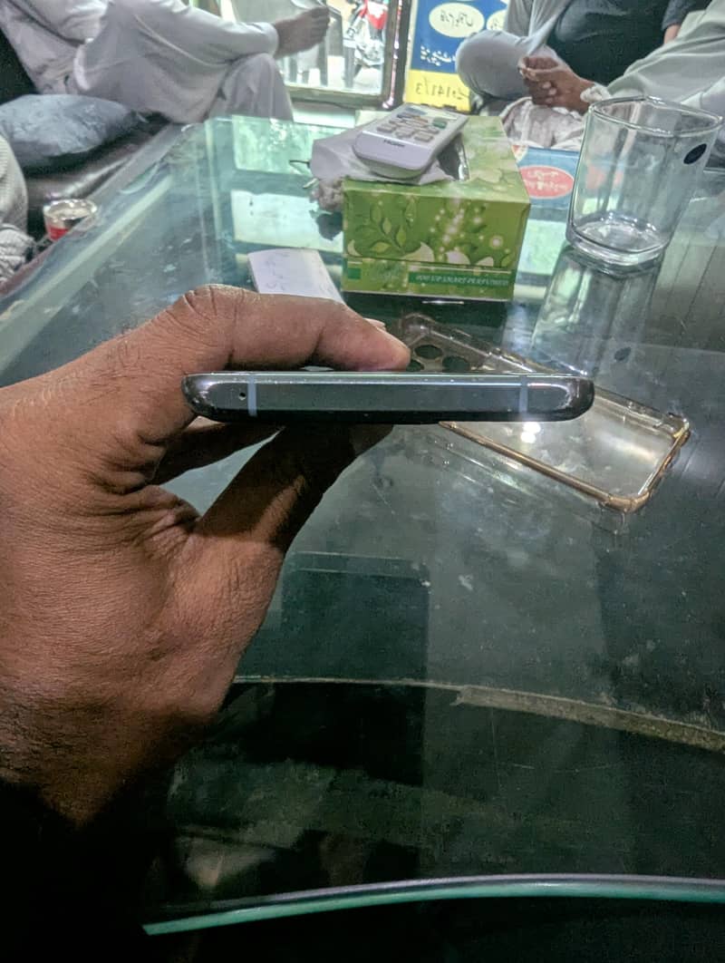 One Plus 10 Pro 1
