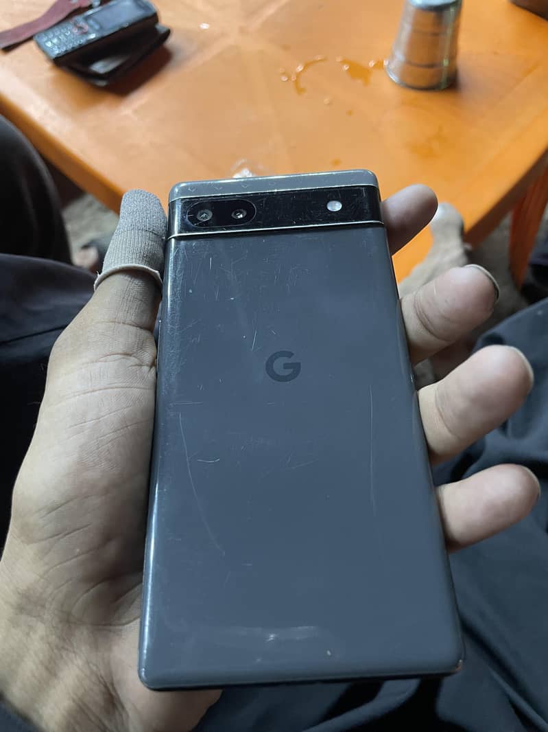 Google Pixel 6a 1