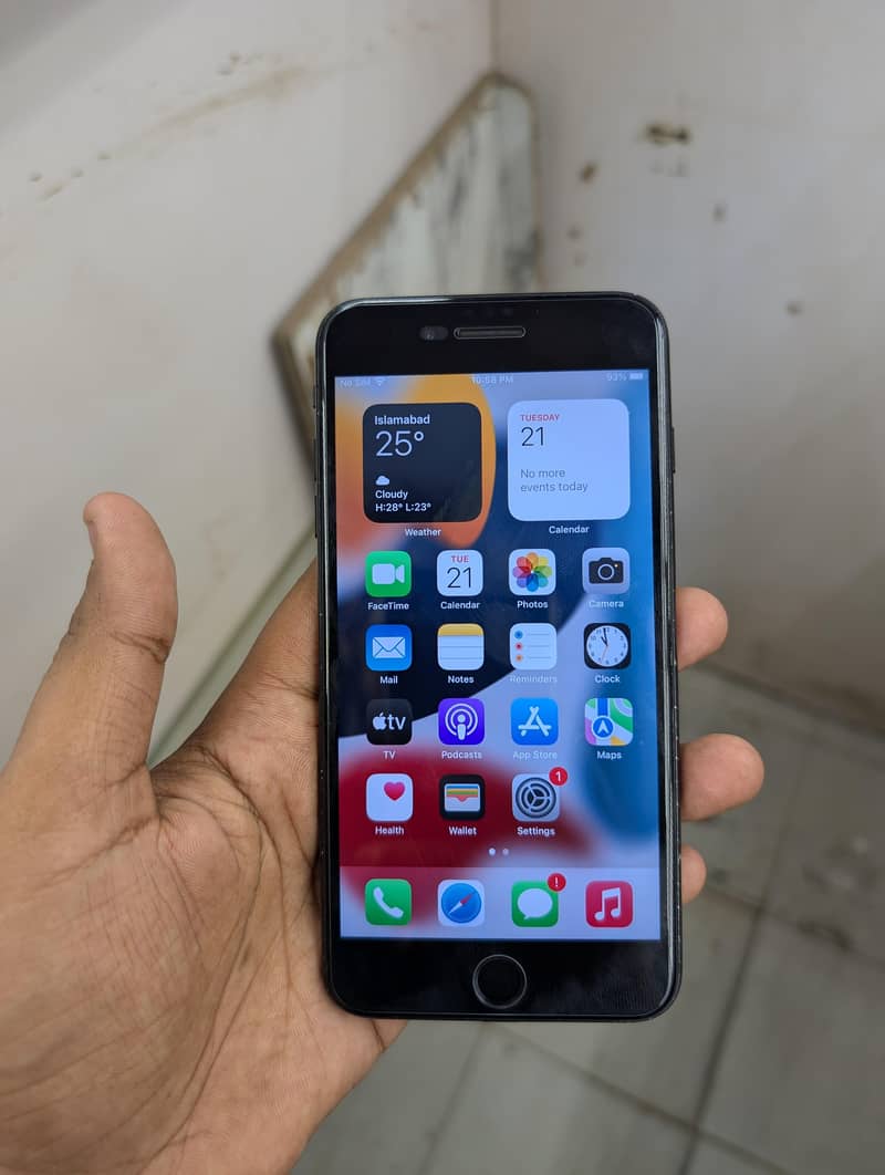 Apple iPhone 7 Plus 2