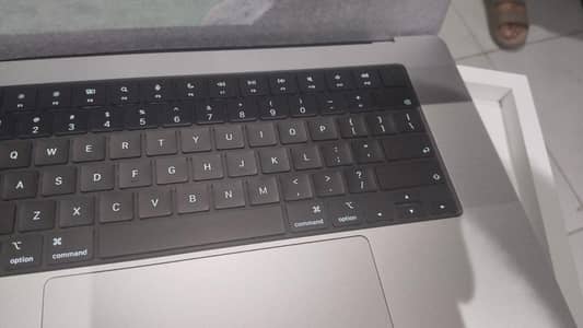 MacBook M5 pro 16 inch 48/1TB