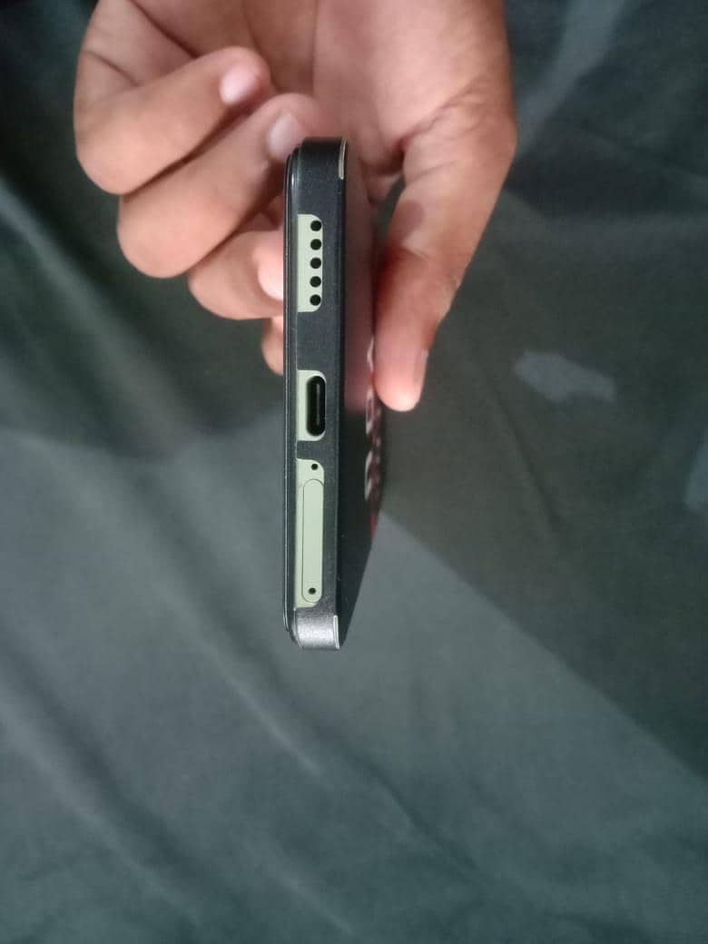 46000 3