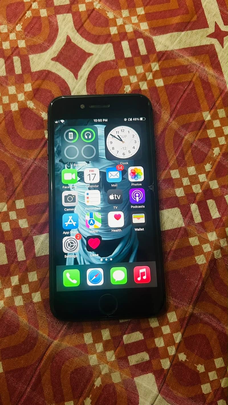 Apple iPhone 8 1