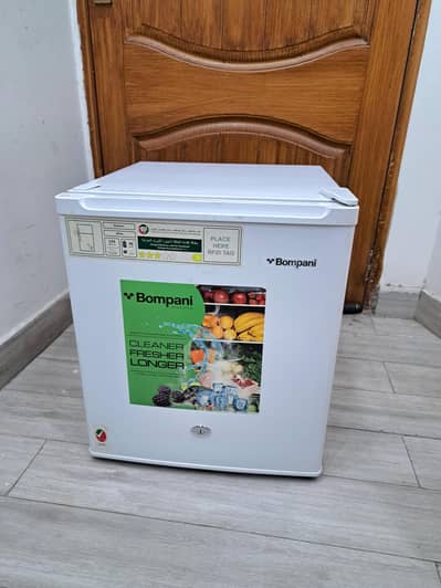 Mini Room Fridge brand new condition