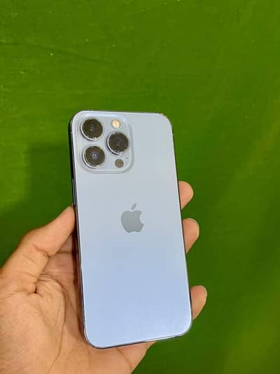 iPhone 13 Pro with box 256gb