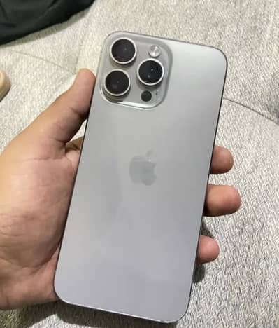 iPhone 15pro Max 512 GB
