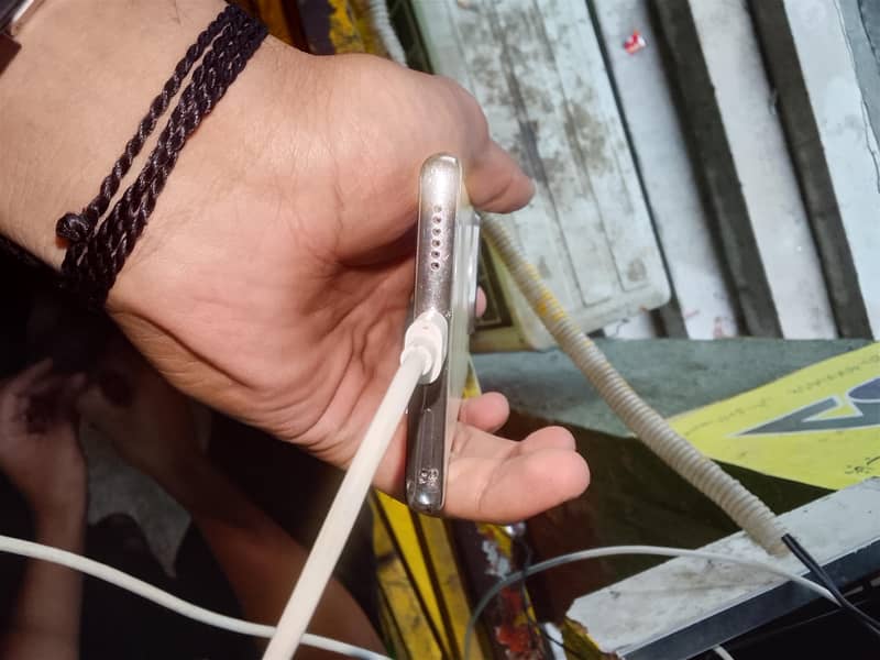 Tecno CAMON 30 1