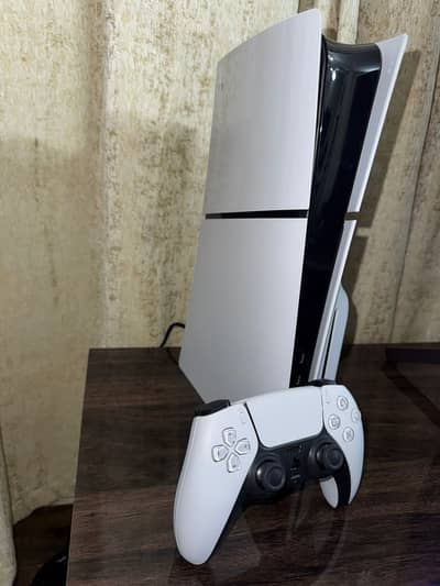 Ps5 1tb slim disc version with original controller