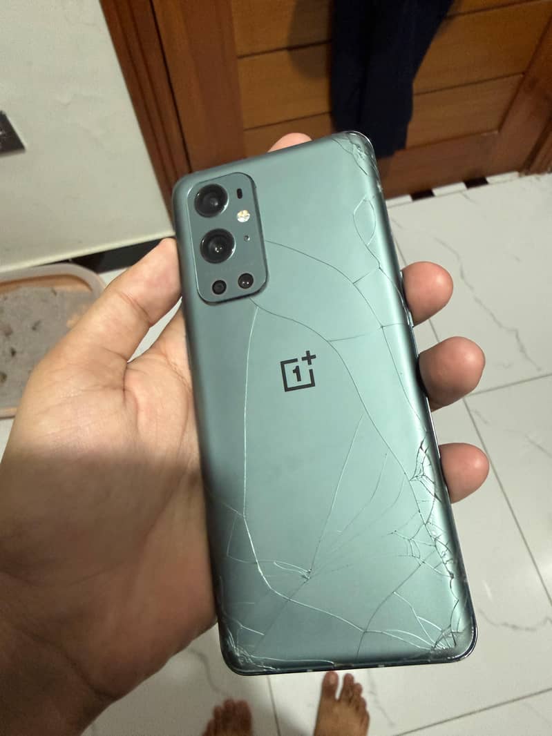 One Plus 9 Pro 0