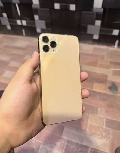 iPhone 11 Pro Max sim glitch