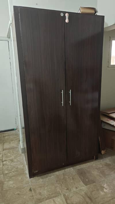 wooden table 4×7 ft