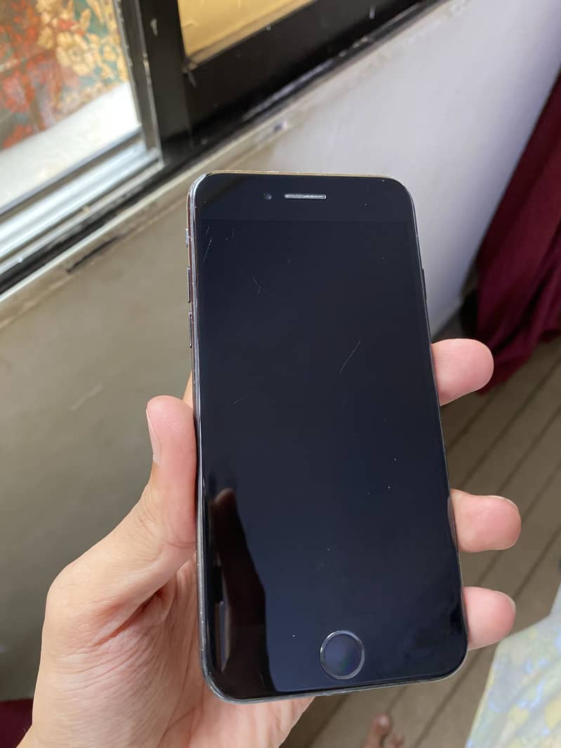 iPhone 7 2