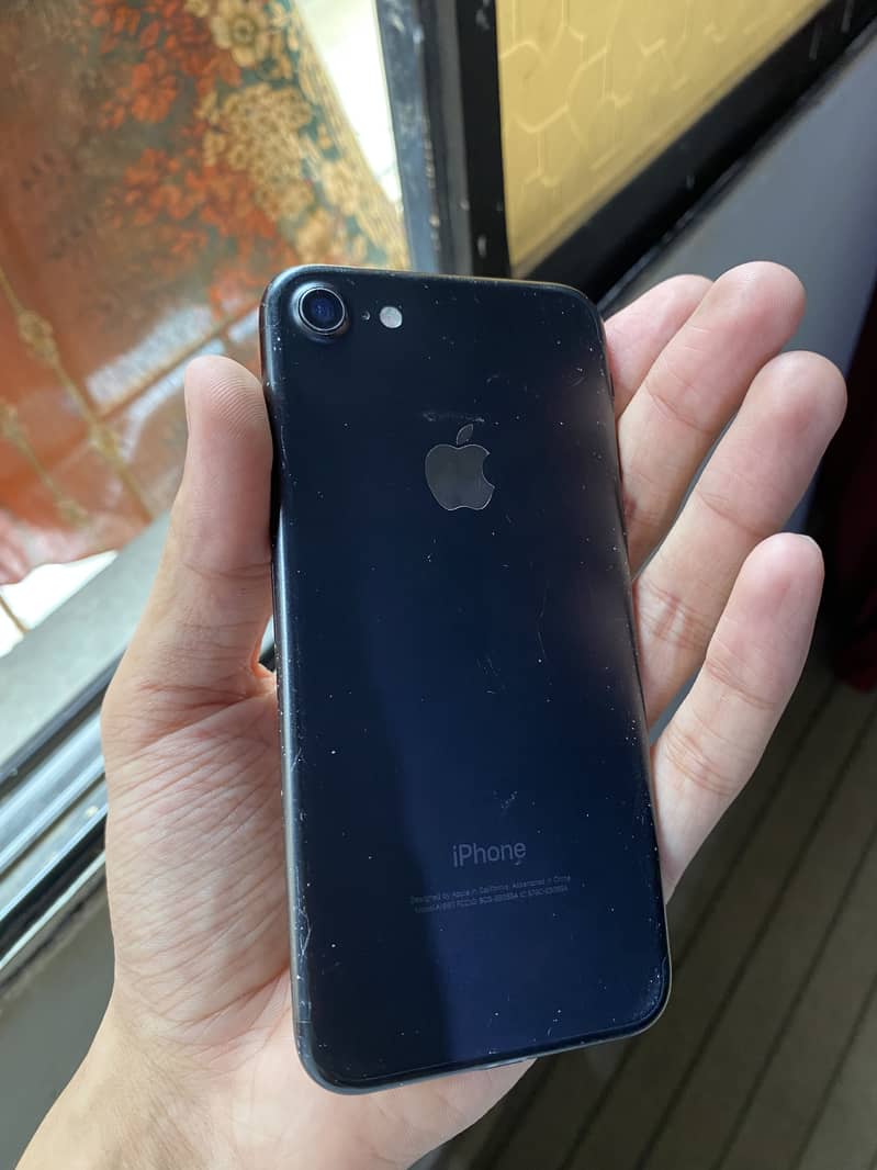iPhone 7 3