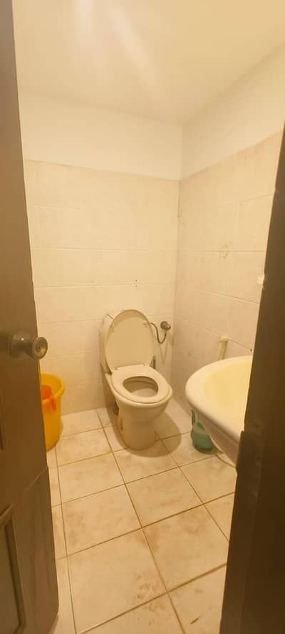 dha phase 2 ext only cash 2 bad DD first floor rent income