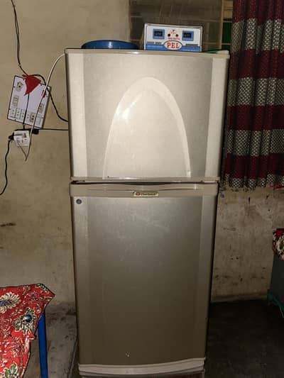 Frige with steplar