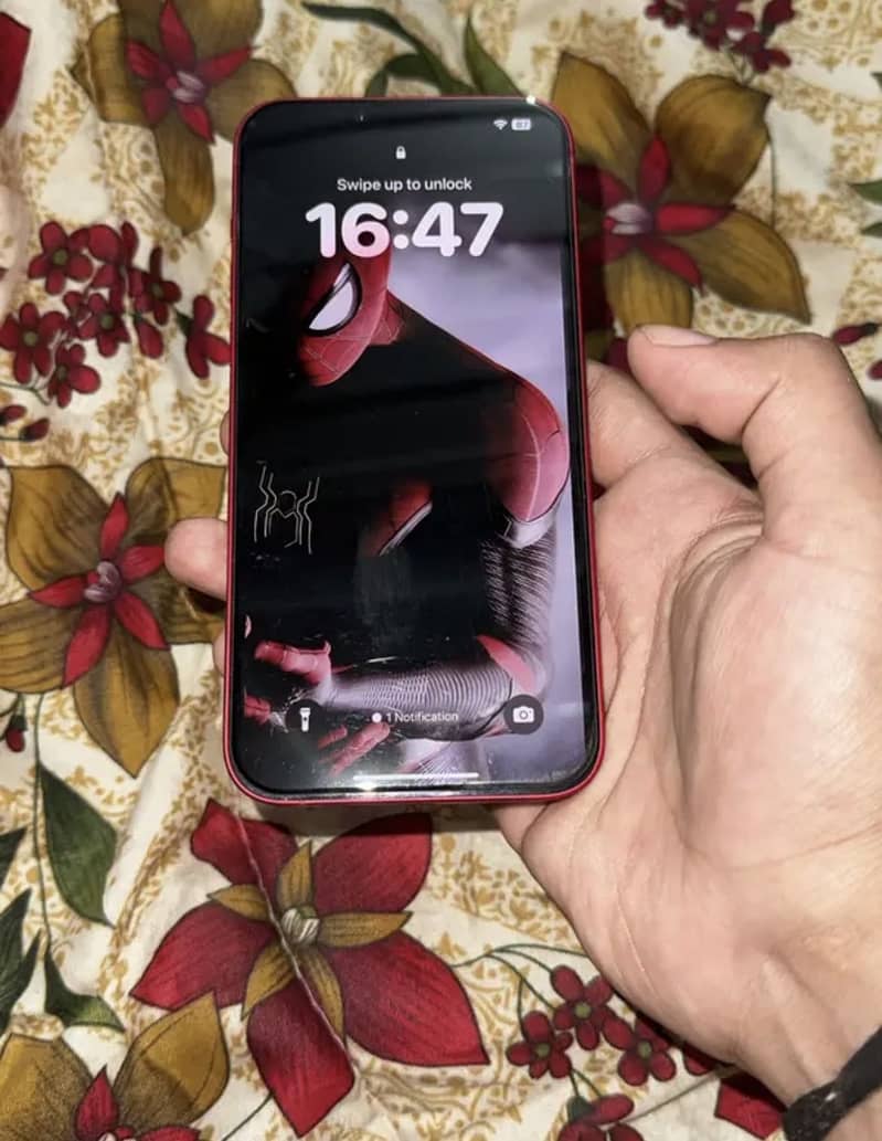 iPhone 14 3