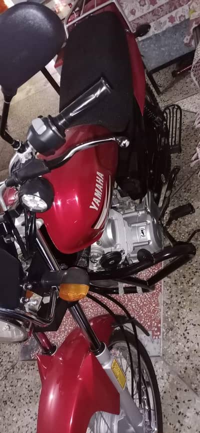 Yamaha YBR125Z best touring bike